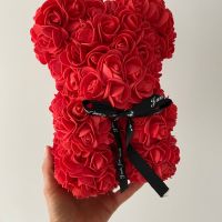 Мече от рози в луксозна кутия, снимка 2 - Романтични подаръци - 45540127