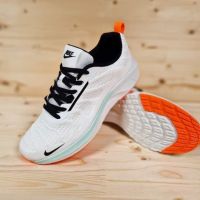 Nike мъжки маратонки , снимка 1 - Маратонки - 45837422