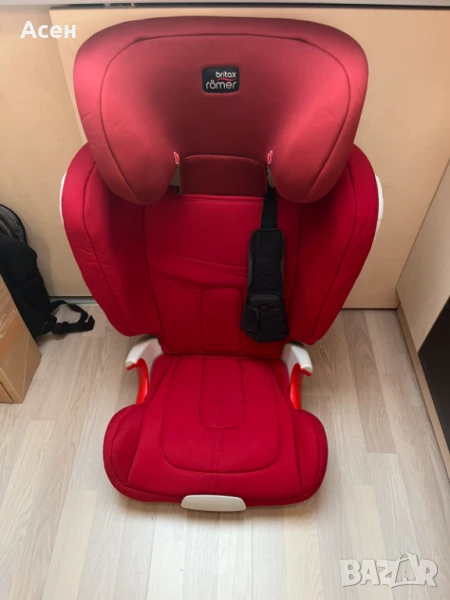 2бр столчета за кола Britax Romer Kidfix II XP SICT 15-36 kg(4-12 год), снимка 1