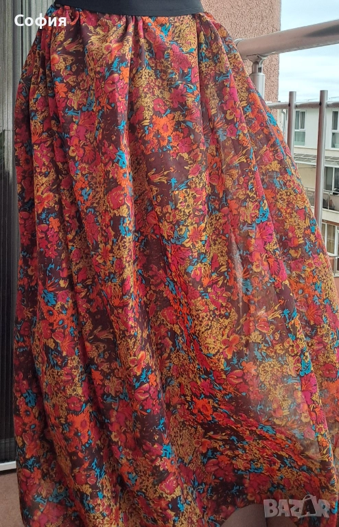 Цветна пола,р-р С/М, снимка 1