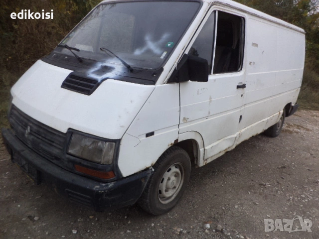 Рено Трафик 2.5д на части, снимка 1