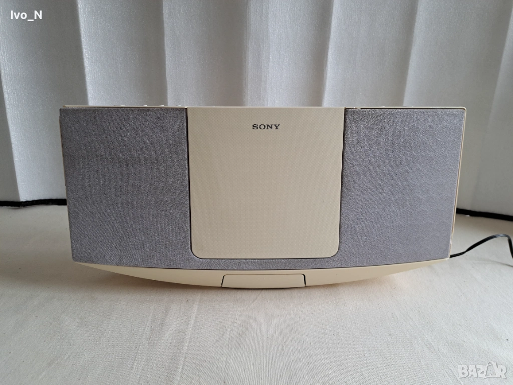 Sony CMT-V10ip /FM радио /CD /USB /AUX., снимка 1