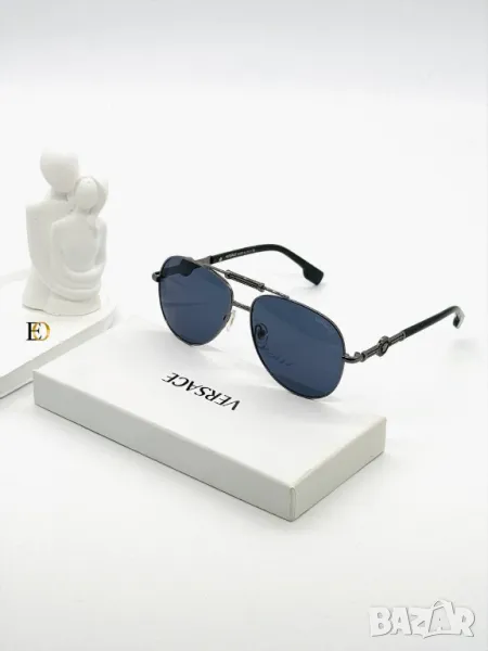 очила с калъф versace , снимка 1