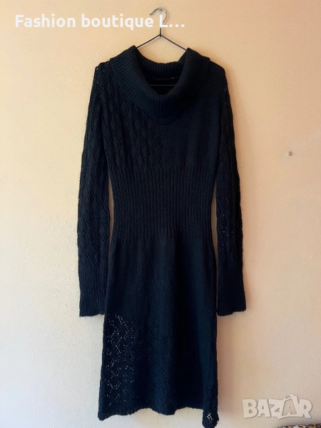 Черна плетена рокля вталена в талията М размер подходяща за есента и зимата 🖤🖤, снимка 1
