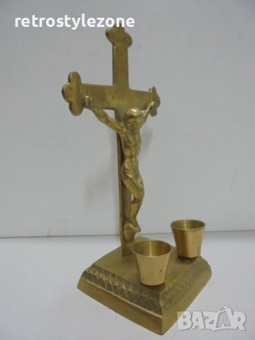 № 8457 Стар настолен свещник – Кръст с разпятие , снимка 3 - Други ценни предмети - 53169086