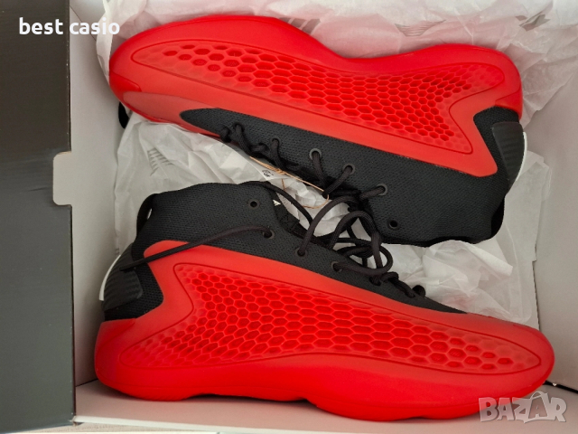 Продавам нови оригинални мъжки маратонки Адидас.