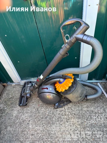 Прахосмукачка Dyson, снимка 3 - Прахосмукачки - 51276433