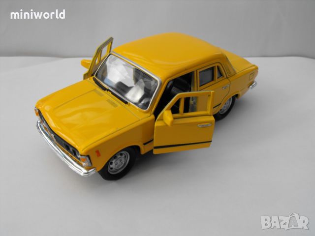 Fiat 125p 1967 - мащаб 1:39 на Welly моделът е нов в кутия, снимка 2 - Колекции - 45864608