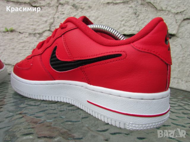 Маратонки Nike Air Force 1 '07 'University Red', снимка 2 - Маратонки - 46398735