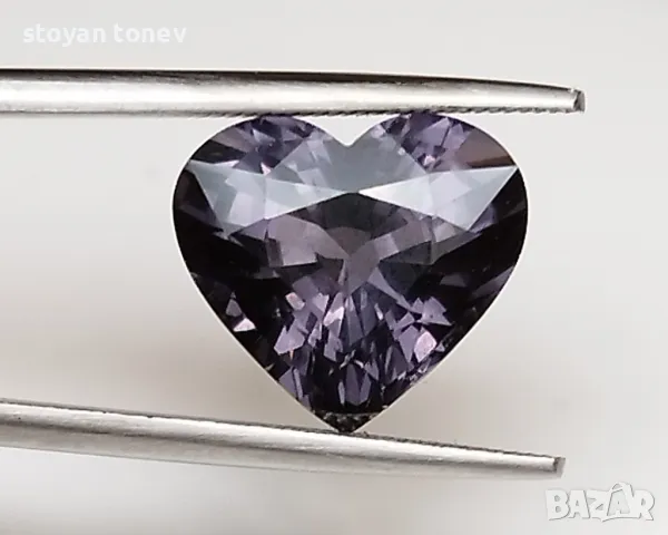 Тренди шпинел в сивеещо лилаво и VVS чистота - 5.02кт.! Нов!