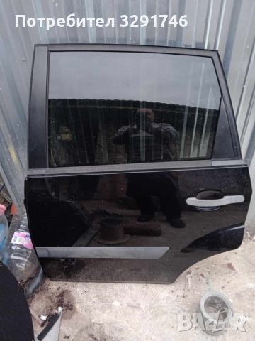 Задни врати оборудвани с черни стъкла брой 70лв за Форд Фиеста 5 2006г 1.4 TDCi 68k.с, снимка 2 - Части - 45783758