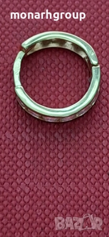 Златна обеца