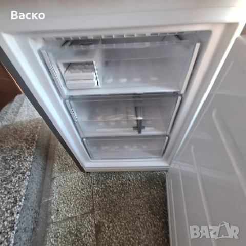 Продавам хладилник от марката Whiripool BSNF 9452 OX за части, снимка 13 - Хладилници - 53148170