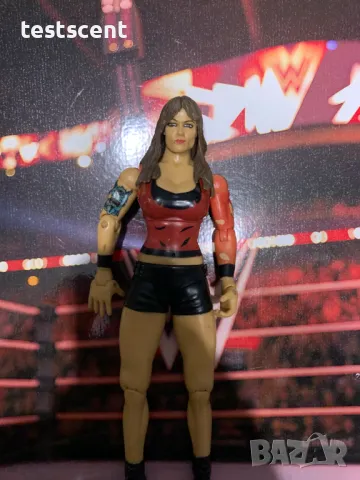 Екшън фигура WWF Lita Лита TTL WWE Jakks Titan Tron играчка WWF Red & Black, снимка 4 - Фигурки - 48791805