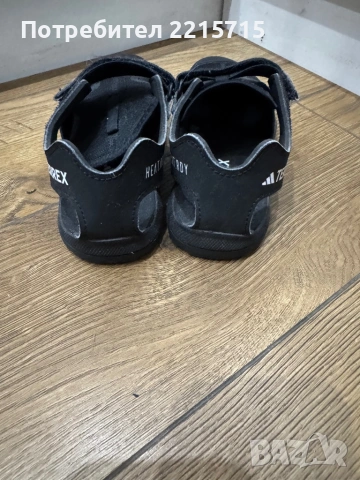 Оригинални детски сандали adidas terrex, снимка 2 - Детски маратонки - 53897719