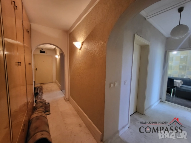 гр. Добрич, многостаен апартамент, ЦЕНТЪР-109000евро!, снимка 6 - Апартаменти - 52233780