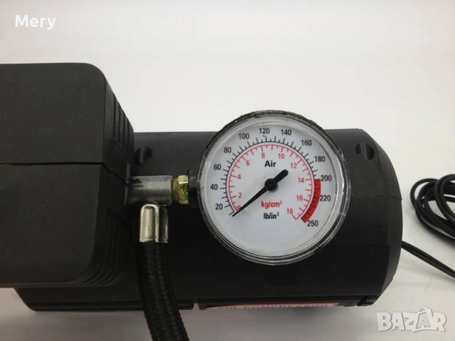 Компресор / помпа за автомобил , снимка 3 - Аксесоари и консумативи - 43491922