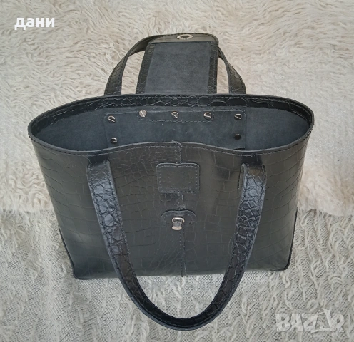 Стилна ежедневна дамска чанта от естествена кожа , снимка 2 - Чанти - 53897580