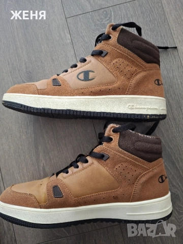 Високи маратонки, снимка 3 - Детски маратонки - 51940020