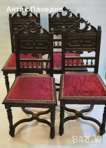Комплект от четири антикварни орехови стола в стил нео-ренесанс, снимка 6 - Столове - 53381062