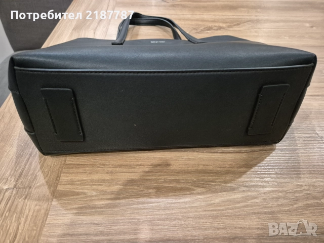 Дамска чанта, снимка 3 - Чанти - 52203719