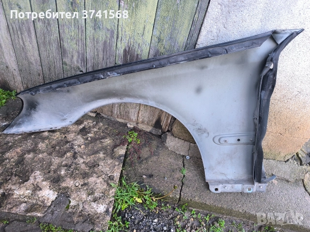 десен калник Mercedes w203 , снимка 2 - Части - 52793649