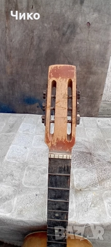 Стара акустична китара за колекционери , снимка 3 - Антикварни и старинни предмети - 52837921