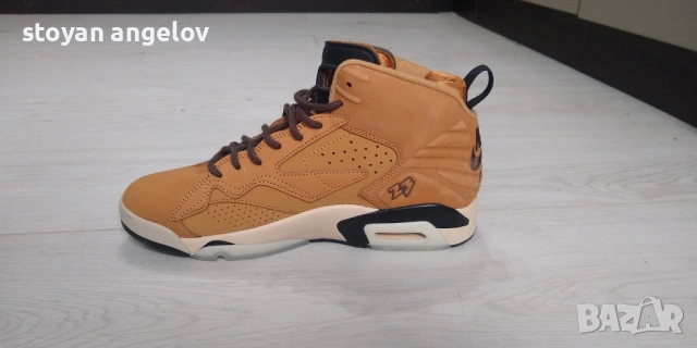 Маратонки Nike Air Max-Jordan-Чисто Нови, снимка 6 - Спортни обувки - 53821621