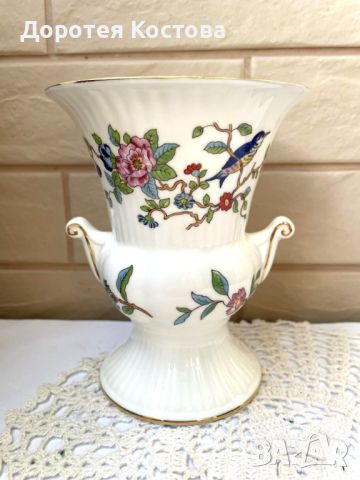 AYNSLEY красива ваза от костен порцелан от Англия , снимка 1 - Антикварни и старинни предмети - 46485862