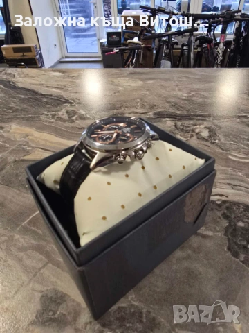 Часовник Casio Edifice EFV-580 DY , снимка 3 - Мъжки - 53727327