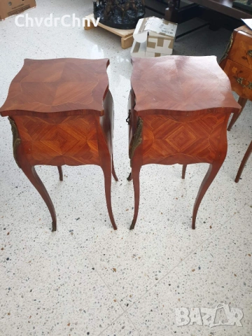 2бр-чифт стари френски дървени конзолни масички-шкафчета за легло, снимка 4 - Шкафове - 54091644