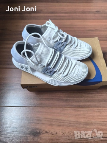Маратонки Under Armour – бели – почти нови – оригинални 42, снимка 5 - Маратонки - 53616221