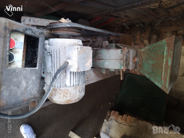 Фуражомелка трифазна 1,5kW, снимка 2 - Селскостопанска техника - 51447288