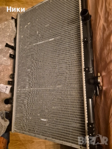 Радиатор за CRV 2 2.0 ръчка оригинален. , снимка 2 - Автомобили и джипове - 51505009