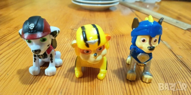 Оригинални фигурки Paw Patrol Mighty Pups (Чейс, Маршал, Ръбъл), снимка 4 - Колекции - 53395952