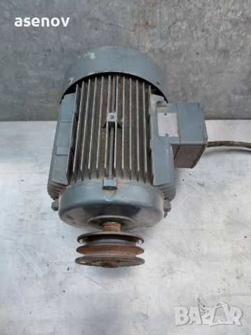 електродвигател 2.2кв/ 950 оборота, снимка 2 - Електродвигатели - 52054205