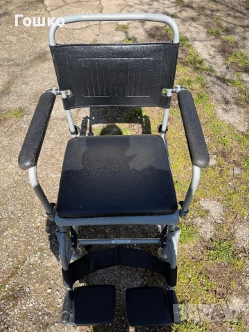 Тоалетен инвалиден стол, снимка 2 - Тоалетни столове - 54103755