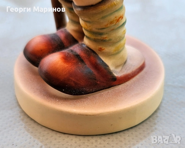 Goebel Hummel порцеланова фигура Little Hiker, 16 2/0, 1973 г., снимка 12 - Колекции - 51543001