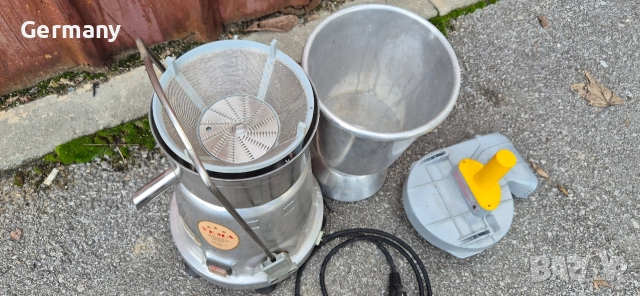 професионална сокоистисквачка VEMA, снимка 12 - Обзавеждане на кухня - 52725934