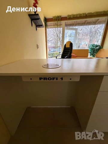 Бюро за маникюр с прахоуловител, снимка 6 - Бюра - 53468808