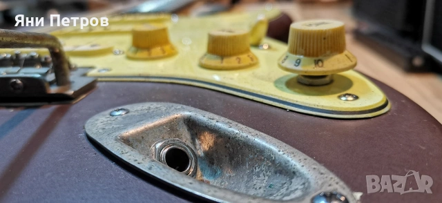 Vintage V6 Thomas Blug Strat електрическа китара, снимка 5 - Китари - 53780708