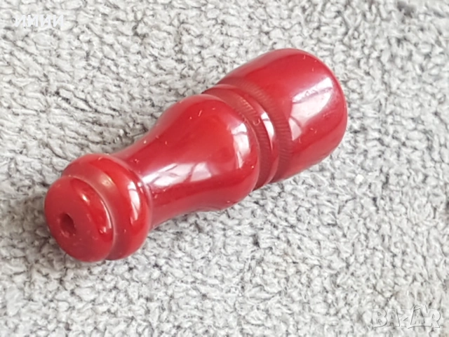 Имам поп червен кехлибар от броеница, снимка 3 - Антикварни и старинни предмети - 53603853