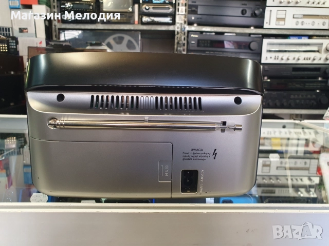 Радио Grundig Music 65 DAB+ В отлично техническо и визуално състояние., снимка 10 - Радиокасетофони, транзистори - 51878988