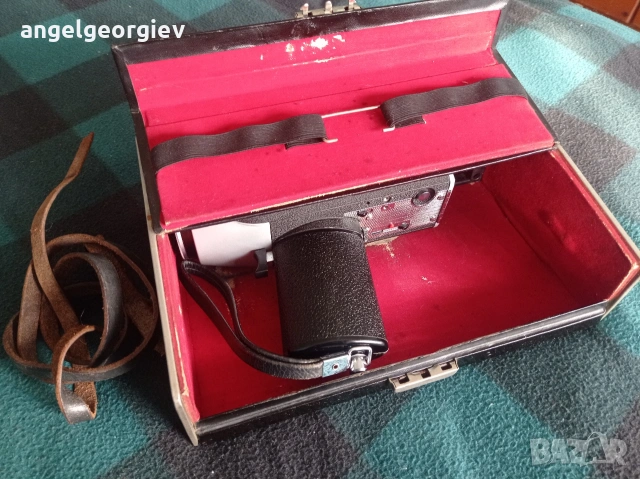 Камера 8мм Eumig Viennette Super 8, 1965 г., снимка 9 - Антикварни и старинни предмети - 53393720
