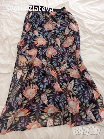 Красива цветна пола