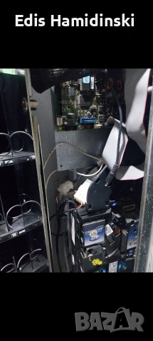 Продавам хладилна вендинг машина саеко за снаксове и напитки , снимка 4 - Вендинг машини - 54011993