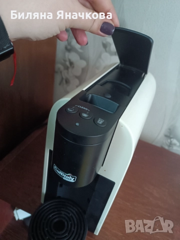 Кафе машина на капсули , снимка 3 - Кафемашини - 52145783