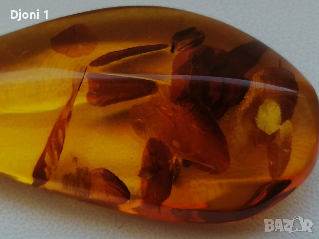 Кехлибарена висулка със златен държач , снимка 2 - Други - 53590355