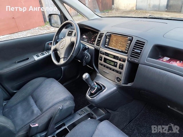 Toyota Corolla Verso 2.0 D-4D | НОВ съединител | Печка | Камера | ТОП, снимка 16 - Автомобили и джипове - 53282052