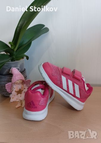Обувки за момиче, снимка 1 - Детски маратонки - 46073165